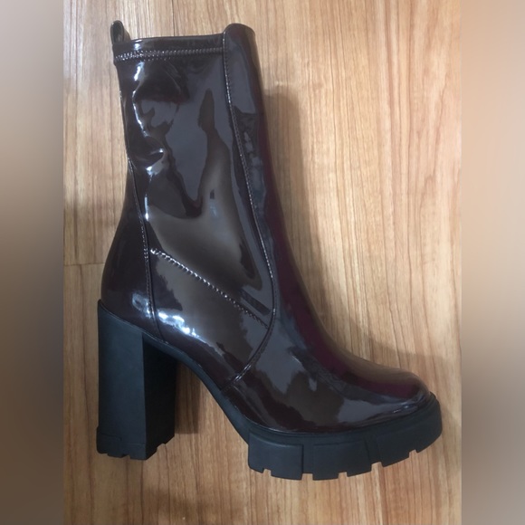 Aldo Illanna brown patent pull-on lug sole heeled ankle boots size 10 new - Picture 15 of 15